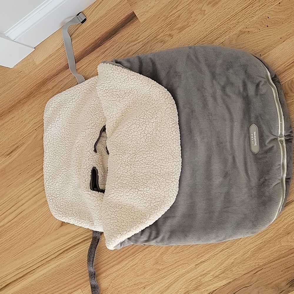 JJ Cole Bundle Me Car Seat Bunting Bag, Excellent Condition!!